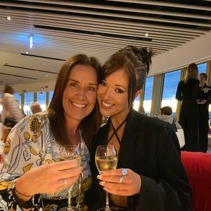 Meet your Posher, Mel